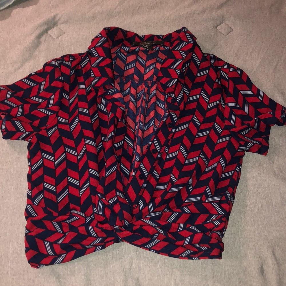 Patterned Button Up Collared Crop Top